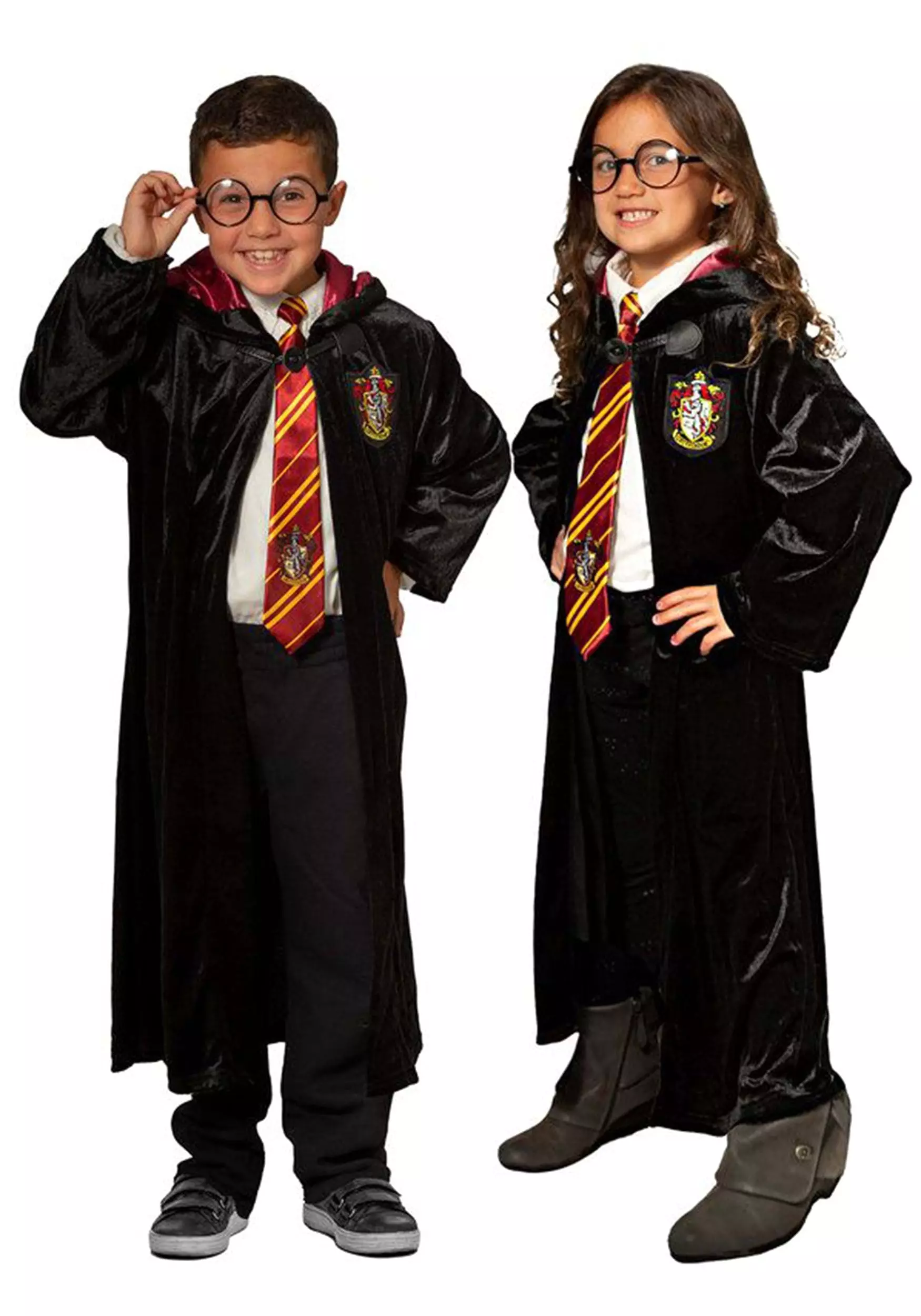 BuyCostumes Child Deluxe Robe & Accessory Set From Harry Potter