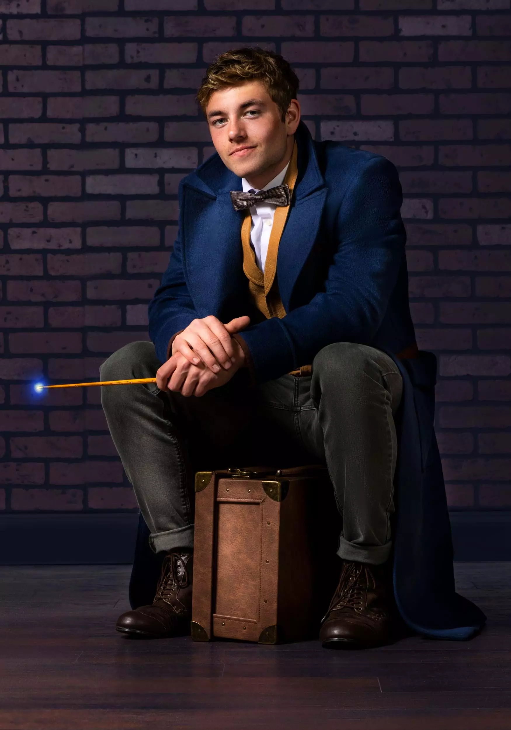 Haizhilan Garment CO., LTD Men's Newt Scamander Blue Jacket - Image 2