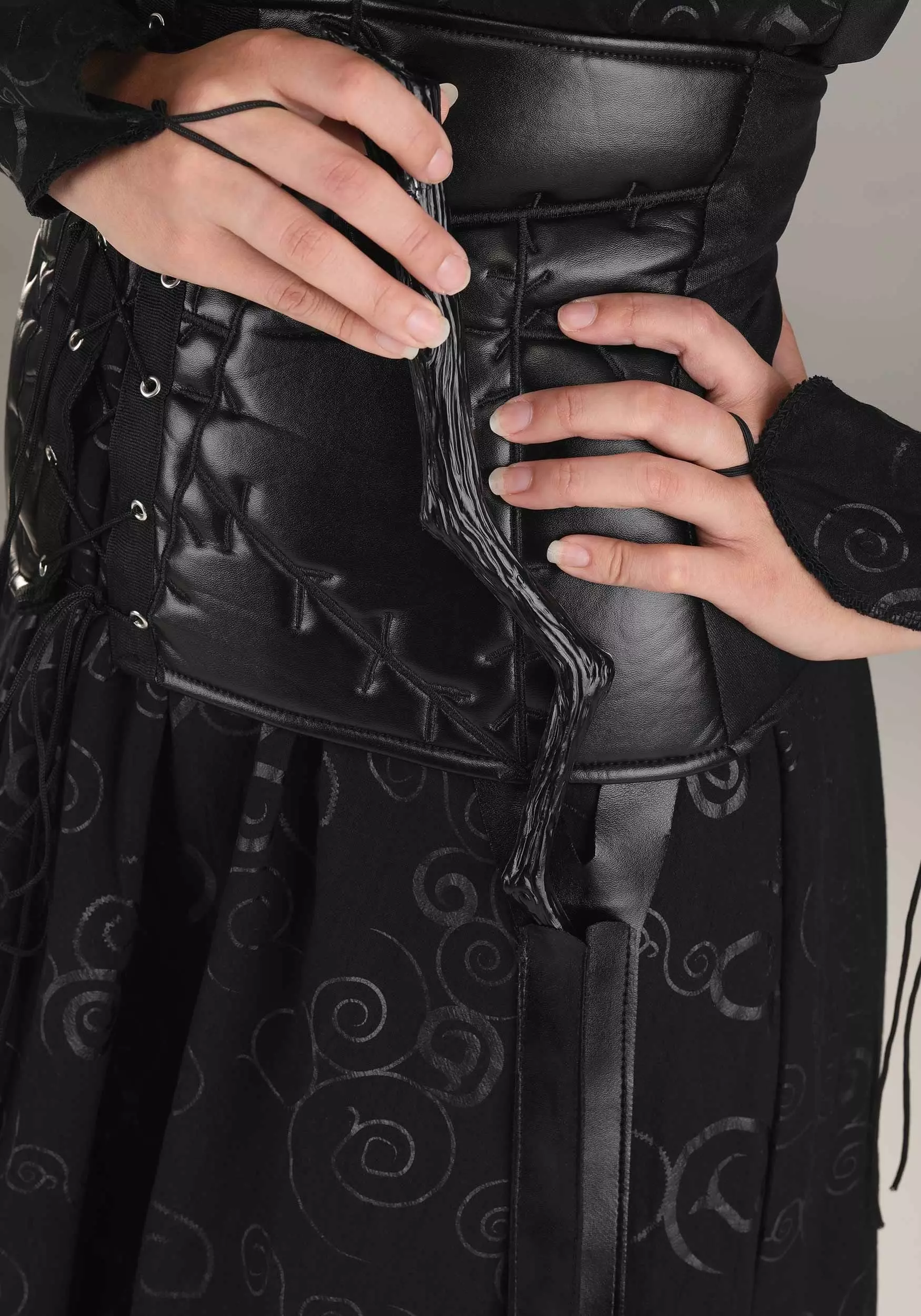 Jerry Leigh Harry Potter Women's Deluxe Bellatrix Costume - Image 5